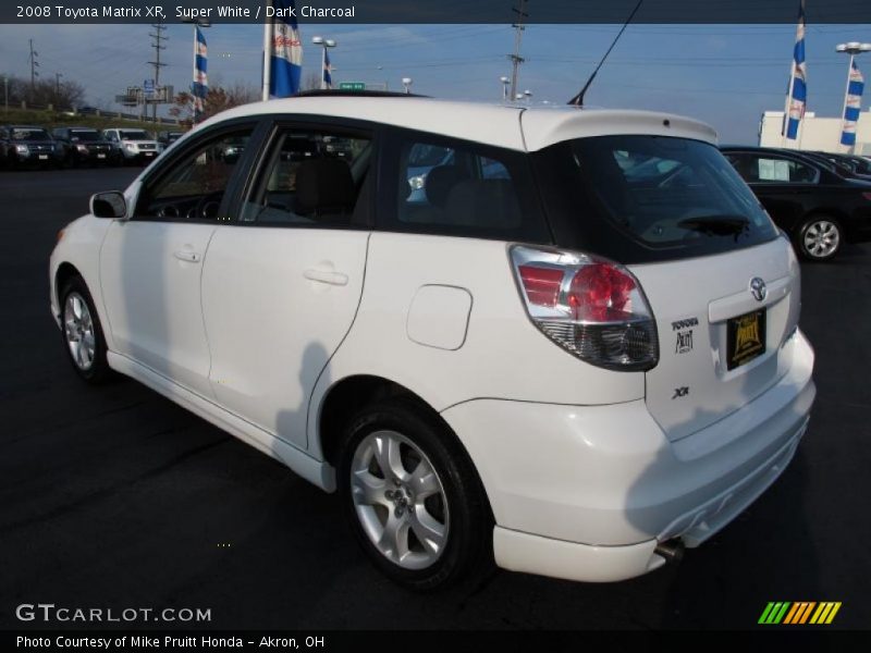 Super White / Dark Charcoal 2008 Toyota Matrix XR