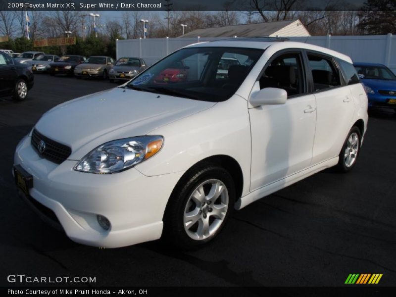 Super White / Dark Charcoal 2008 Toyota Matrix XR