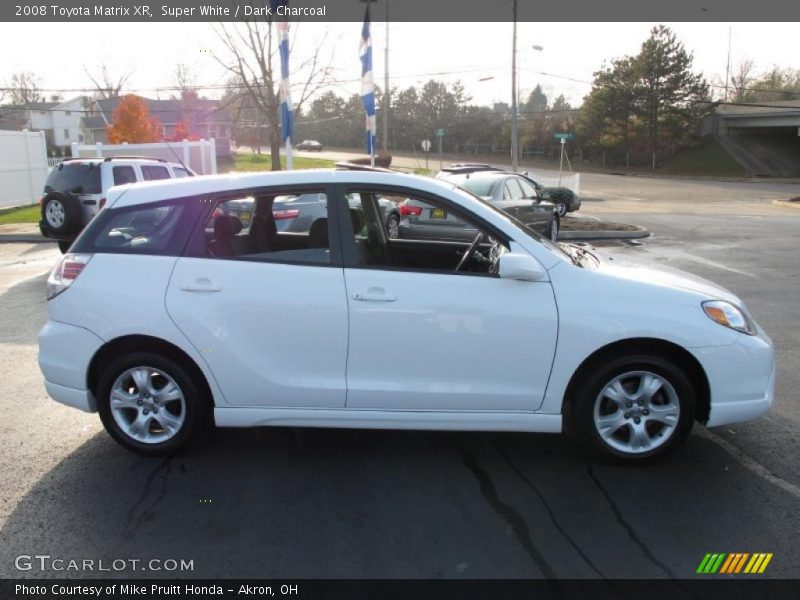 Super White / Dark Charcoal 2008 Toyota Matrix XR