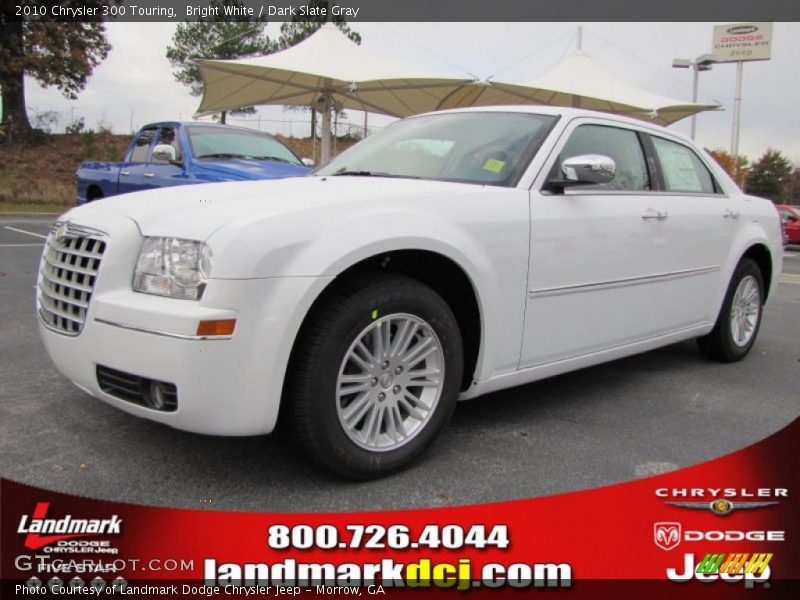 Bright White / Dark Slate Gray 2010 Chrysler 300 Touring