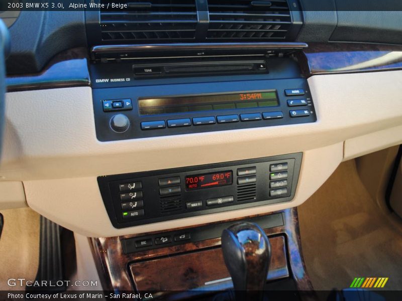 Alpine White / Beige 2003 BMW X5 3.0i