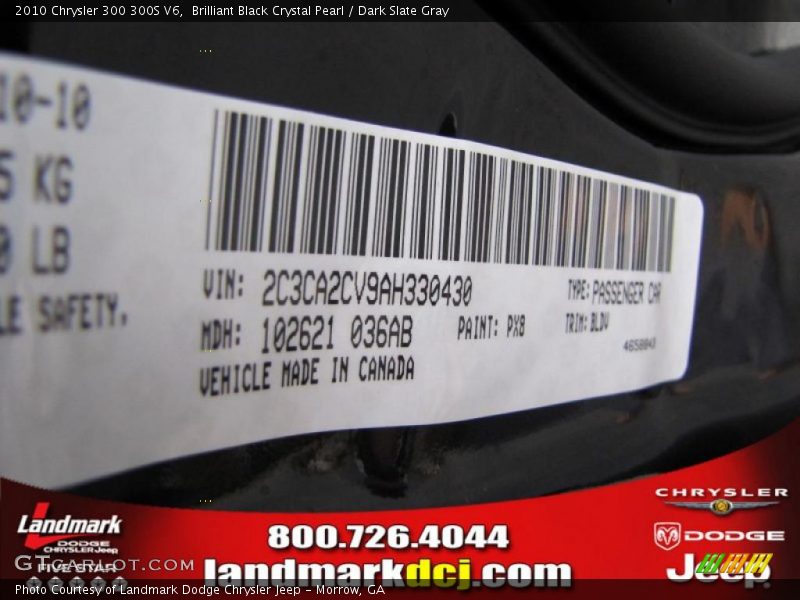 Brilliant Black Crystal Pearl / Dark Slate Gray 2010 Chrysler 300 300S V6