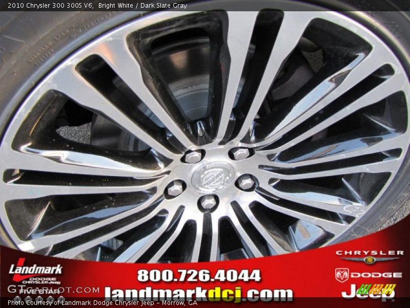 Bright White / Dark Slate Gray 2010 Chrysler 300 300S V6