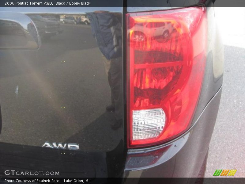 Black / Ebony Black 2006 Pontiac Torrent AWD