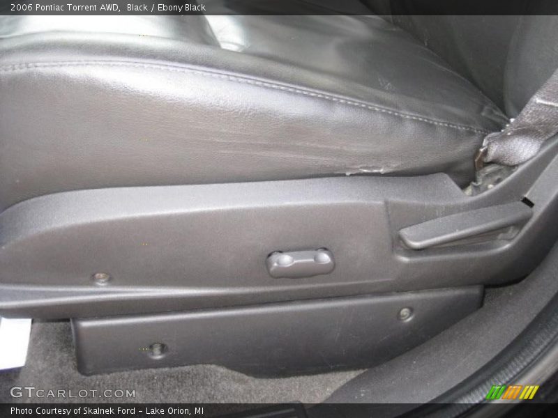 Black / Ebony Black 2006 Pontiac Torrent AWD