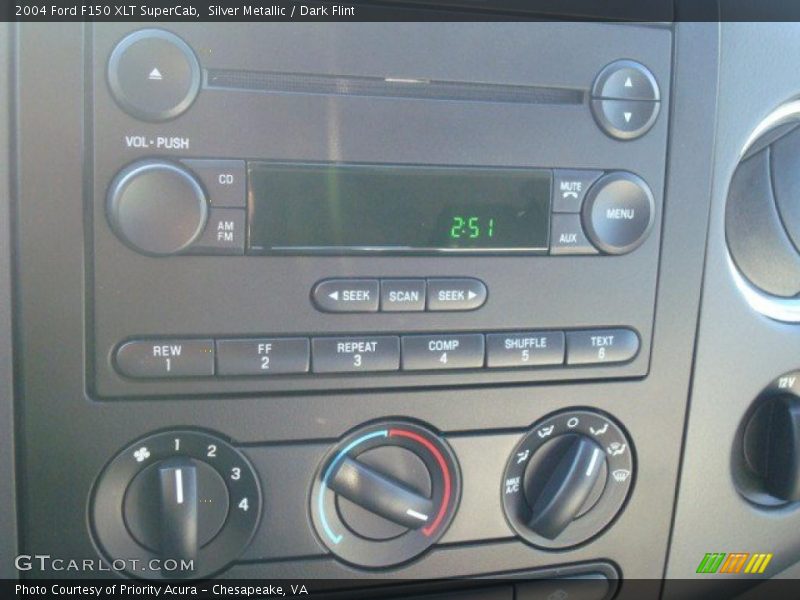 Silver Metallic / Dark Flint 2004 Ford F150 XLT SuperCab