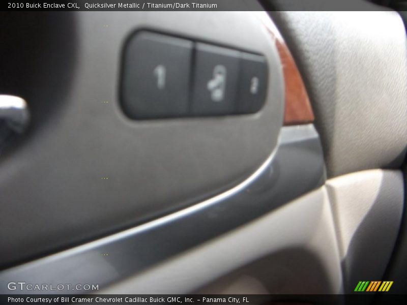 Quicksilver Metallic / Titanium/Dark Titanium 2010 Buick Enclave CXL