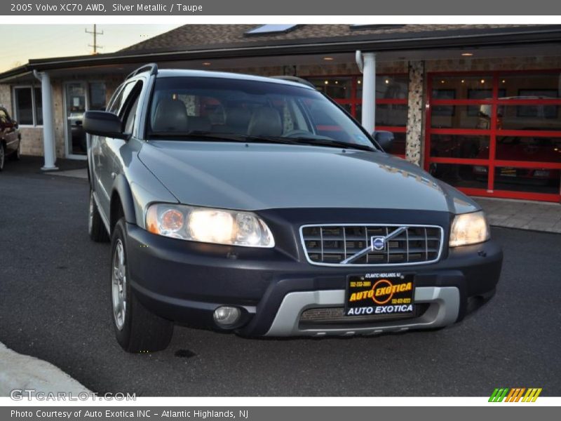 Silver Metallic / Taupe 2005 Volvo XC70 AWD