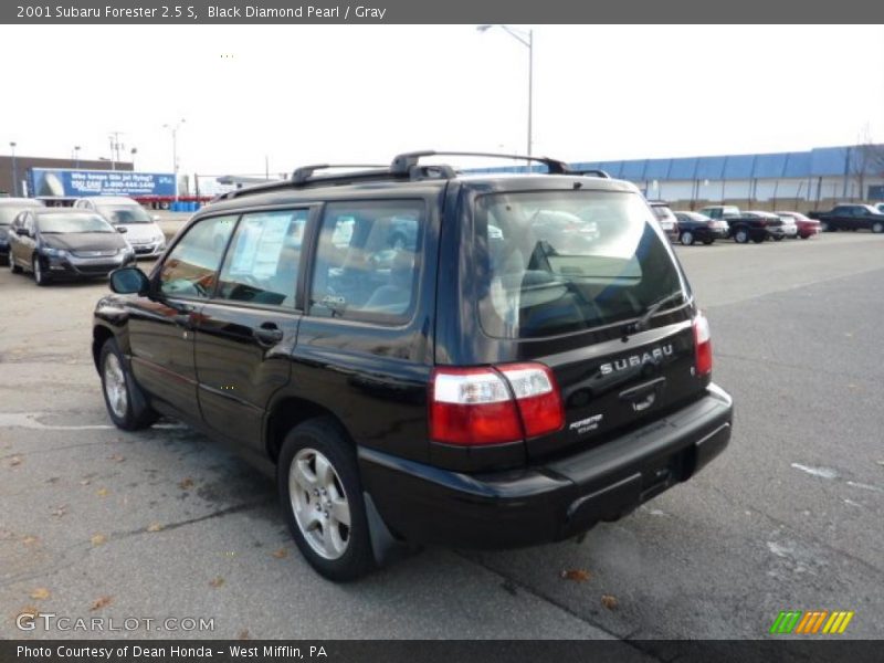 Black Diamond Pearl / Gray 2001 Subaru Forester 2.5 S