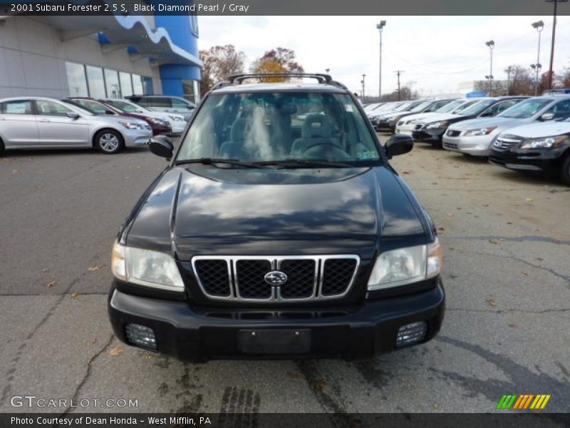 Black Diamond Pearl / Gray 2001 Subaru Forester 2.5 S