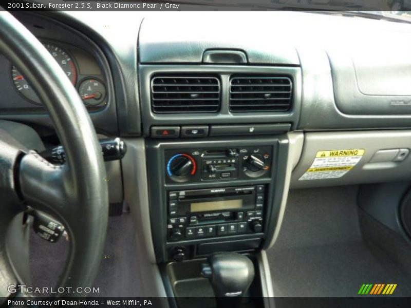 Black Diamond Pearl / Gray 2001 Subaru Forester 2.5 S