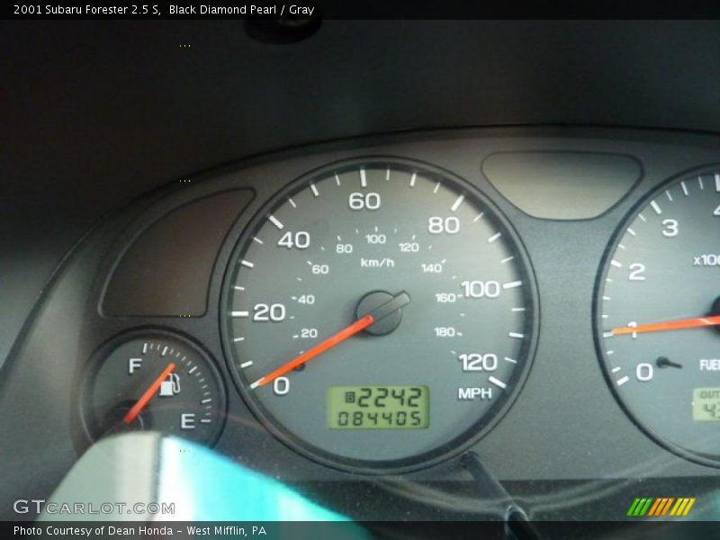 Black Diamond Pearl / Gray 2001 Subaru Forester 2.5 S