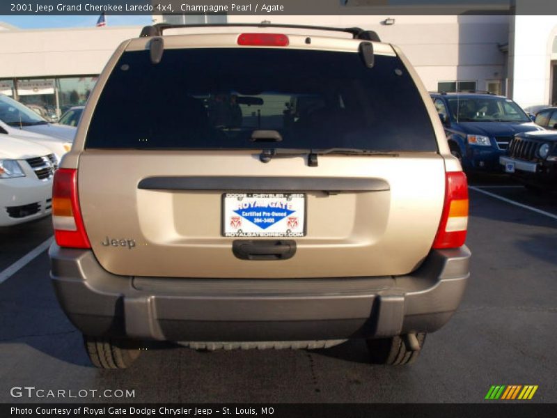 Champagne Pearl / Agate 2001 Jeep Grand Cherokee Laredo 4x4