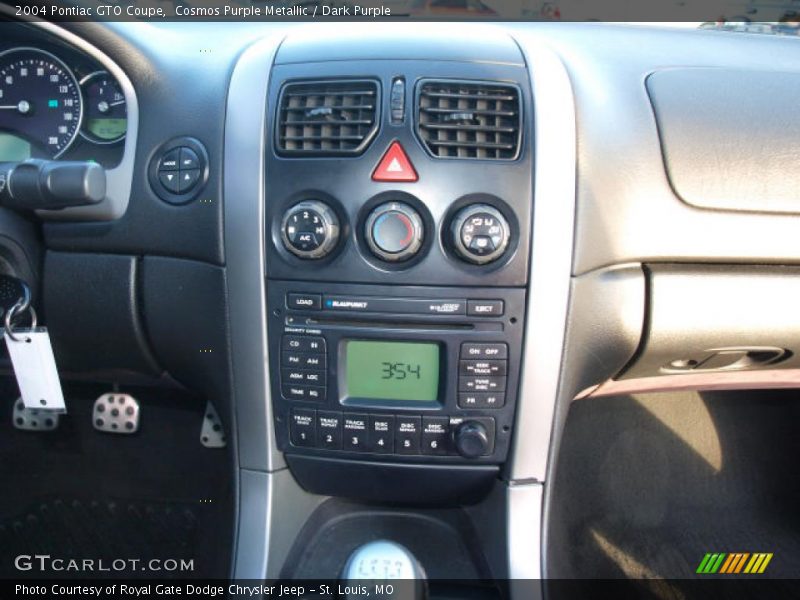 Controls of 2004 GTO Coupe