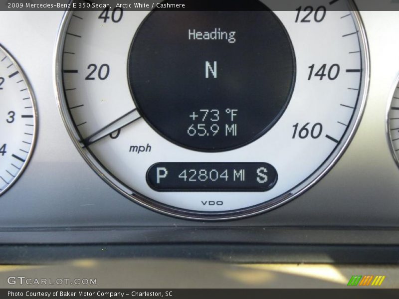 Arctic White / Cashmere 2009 Mercedes-Benz E 350 Sedan