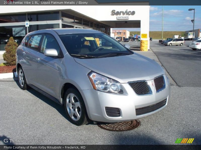 Liquid Platinum Metallic / Ebony 2010 Pontiac Vibe 1.8L