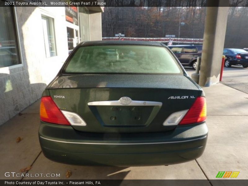 Woodland Green Pearl / Taupe 2001 Toyota Avalon XL