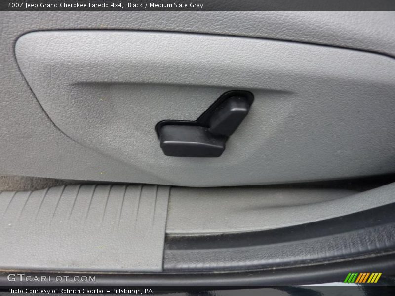 Black / Medium Slate Gray 2007 Jeep Grand Cherokee Laredo 4x4