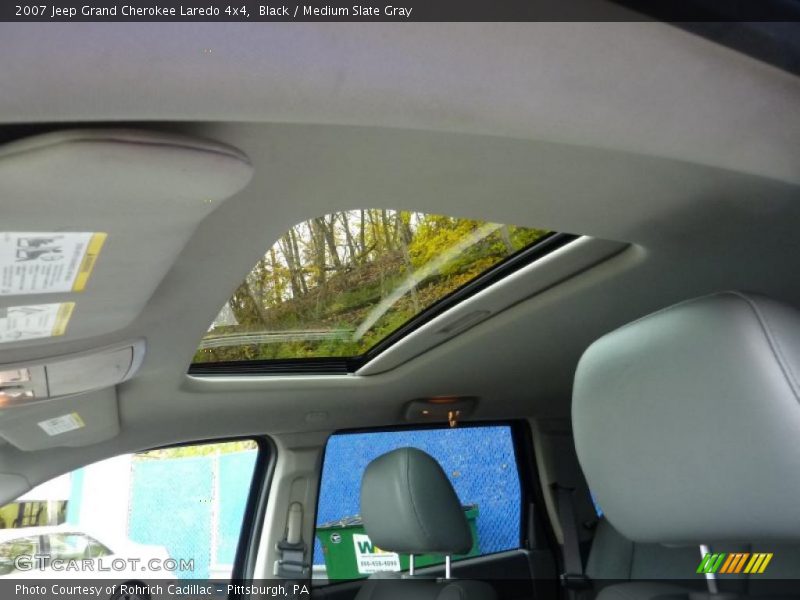Black / Medium Slate Gray 2007 Jeep Grand Cherokee Laredo 4x4