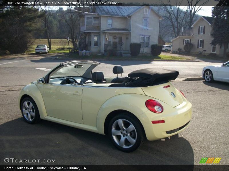 Mellow Yellow / Black 2006 Volkswagen New Beetle 2.5 Convertible