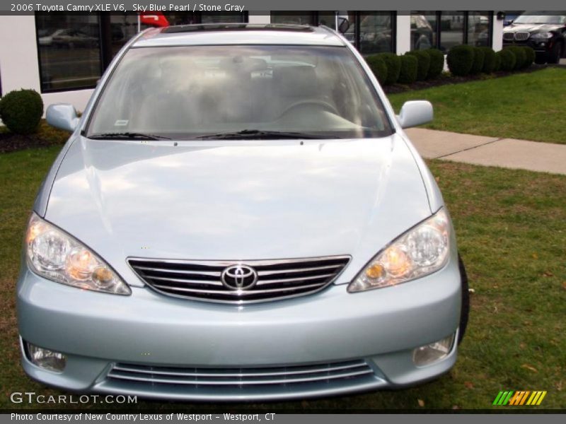 Sky Blue Pearl / Stone Gray 2006 Toyota Camry XLE V6