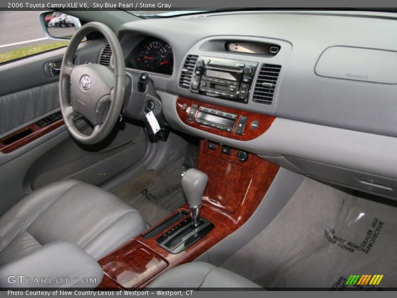 2006 Camry XLE V6 Stone Gray Interior