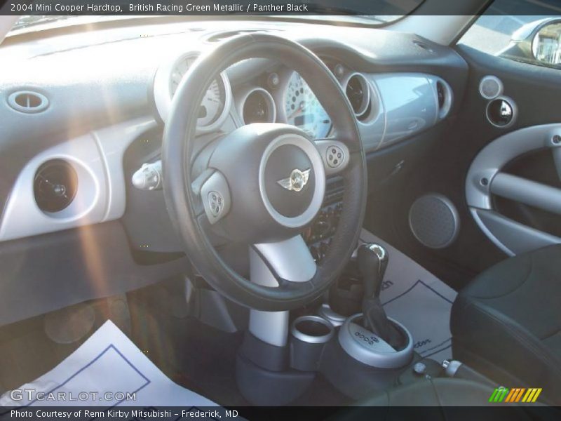 British Racing Green Metallic / Panther Black 2004 Mini Cooper Hardtop