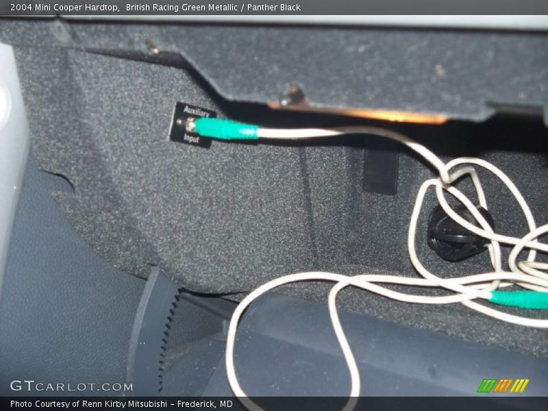 British Racing Green Metallic / Panther Black 2004 Mini Cooper Hardtop