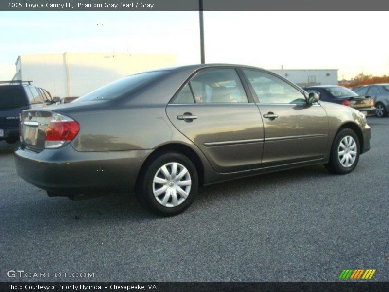 Phantom Gray Pearl / Gray 2005 Toyota Camry LE