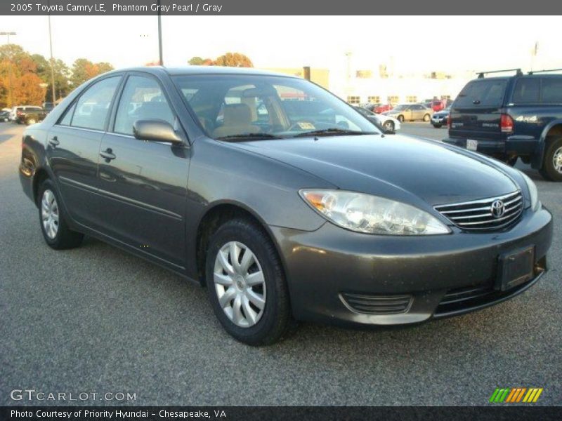 Phantom Gray Pearl / Gray 2005 Toyota Camry LE