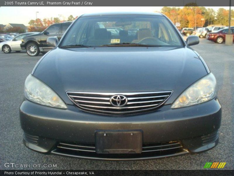 Phantom Gray Pearl / Gray 2005 Toyota Camry LE