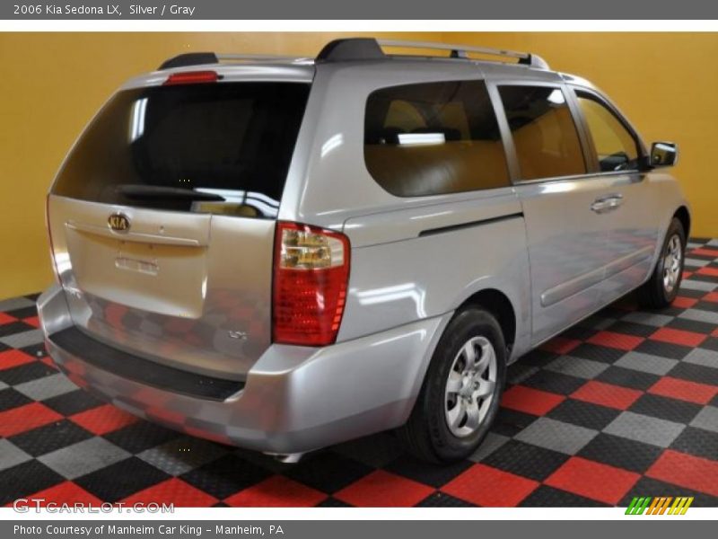 Silver / Gray 2006 Kia Sedona LX