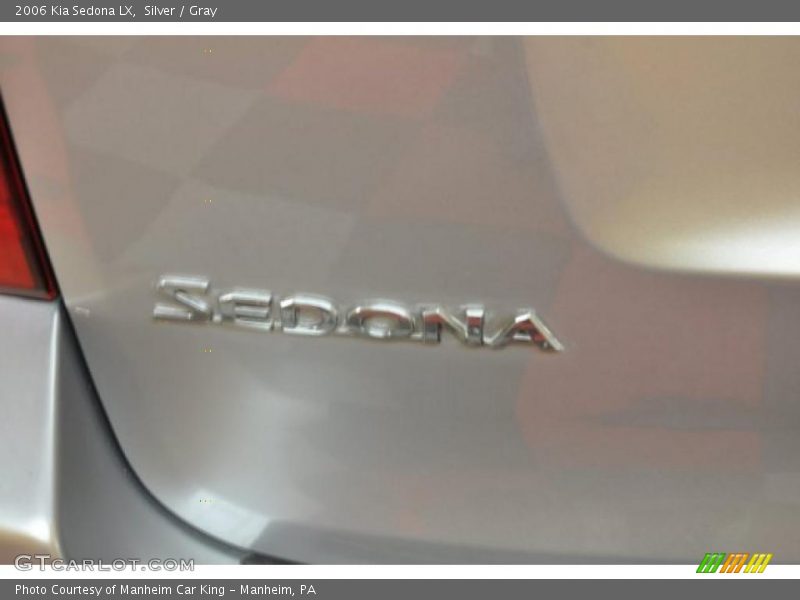 Silver / Gray 2006 Kia Sedona LX