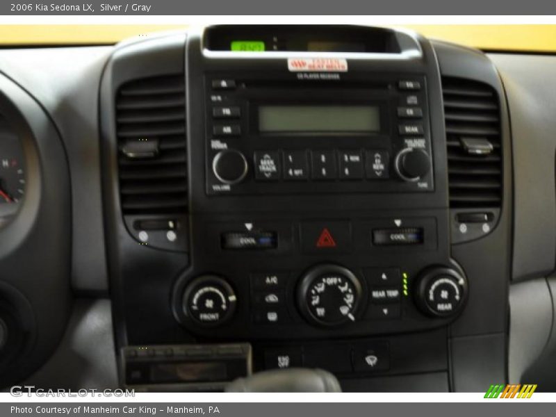 Silver / Gray 2006 Kia Sedona LX