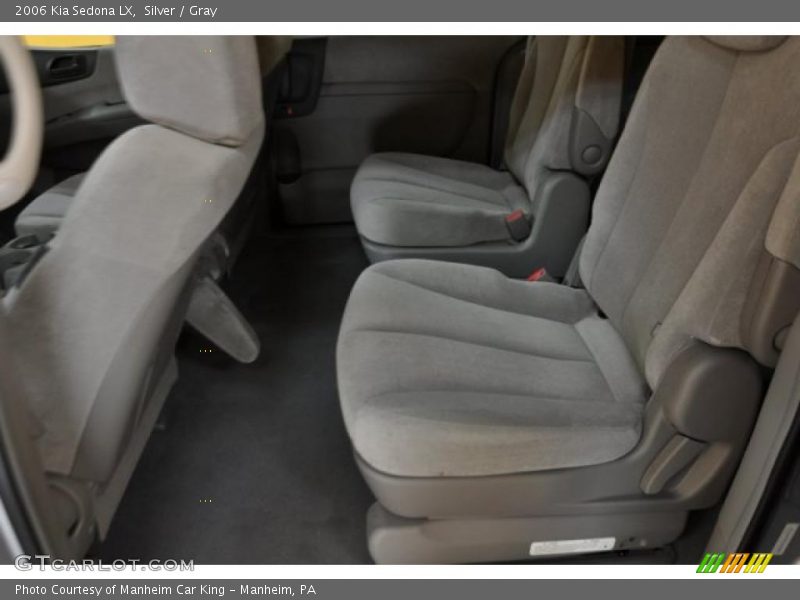Silver / Gray 2006 Kia Sedona LX