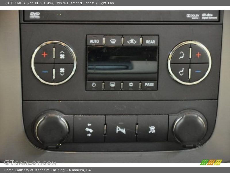 Controls of 2010 Yukon XL SLT 4x4