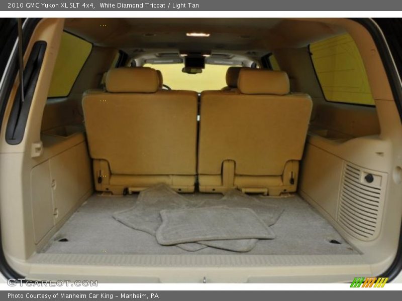  2010 Yukon XL SLT 4x4 Trunk