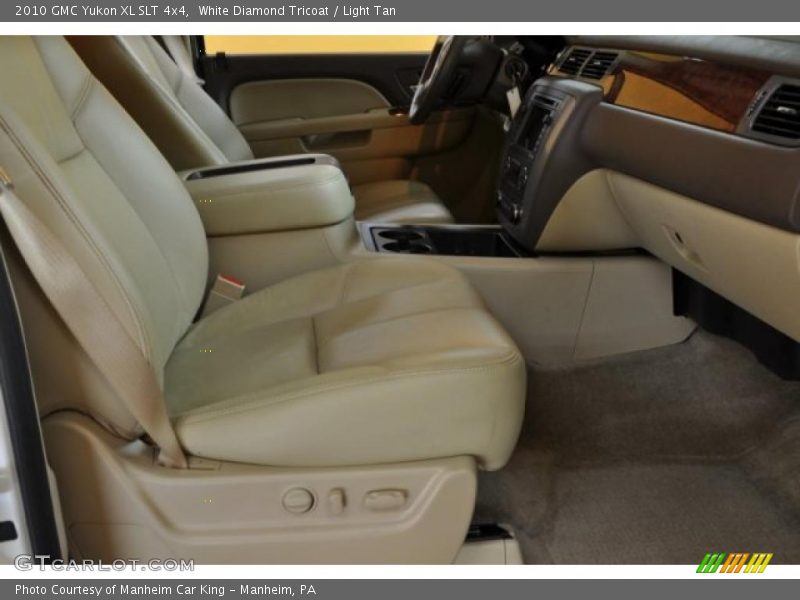 White Diamond Tricoat / Light Tan 2010 GMC Yukon XL SLT 4x4