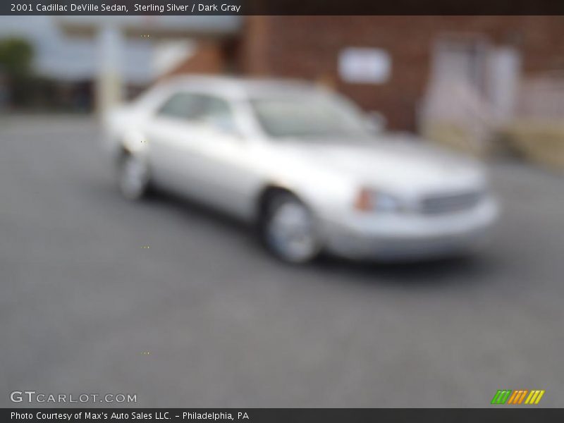 Sterling Silver / Dark Gray 2001 Cadillac DeVille Sedan