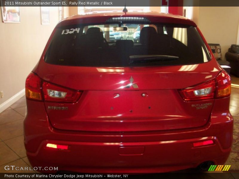 Rally Red Metallic / Black 2011 Mitsubishi Outlander Sport ES