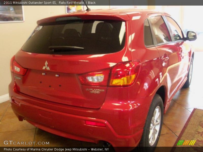 Rally Red Metallic / Black 2011 Mitsubishi Outlander Sport ES