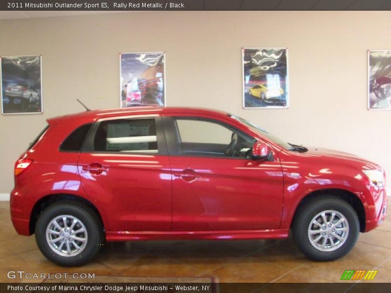 Rally Red Metallic / Black 2011 Mitsubishi Outlander Sport ES