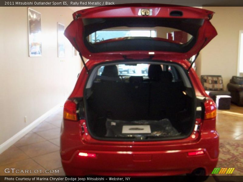 Rally Red Metallic / Black 2011 Mitsubishi Outlander Sport ES