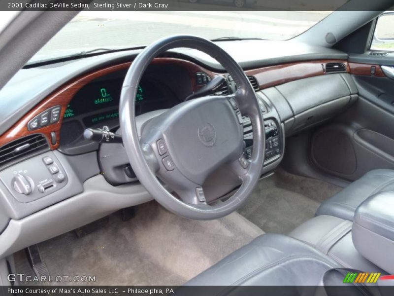 Sterling Silver / Dark Gray 2001 Cadillac DeVille Sedan