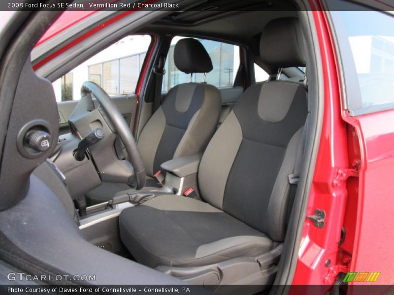 Vermillion Red / Charcoal Black 2008 Ford Focus SE Sedan