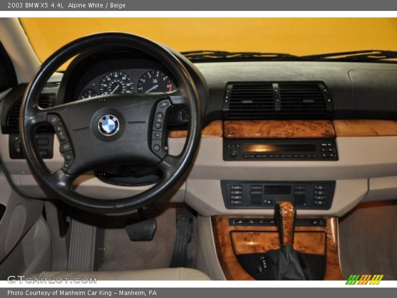 Alpine White / Beige 2003 BMW X5 4.4i