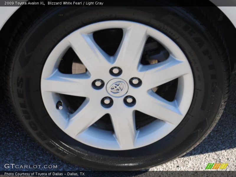 Blizzard White Pearl / Light Gray 2009 Toyota Avalon XL