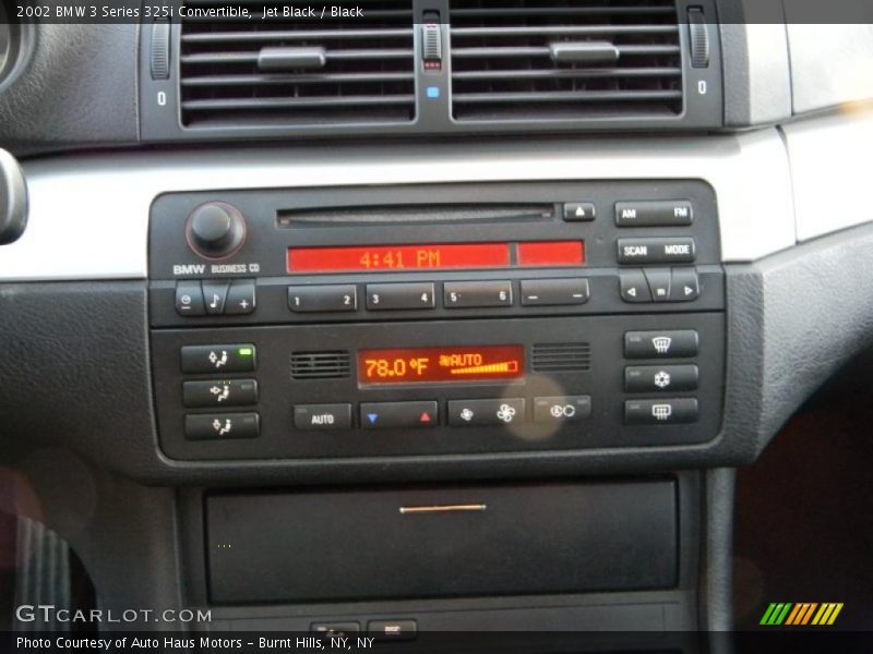 Controls of 2002 3 Series 325i Convertible