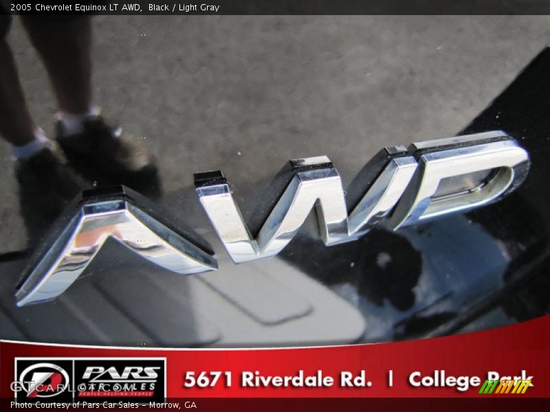 Black / Light Gray 2005 Chevrolet Equinox LT AWD