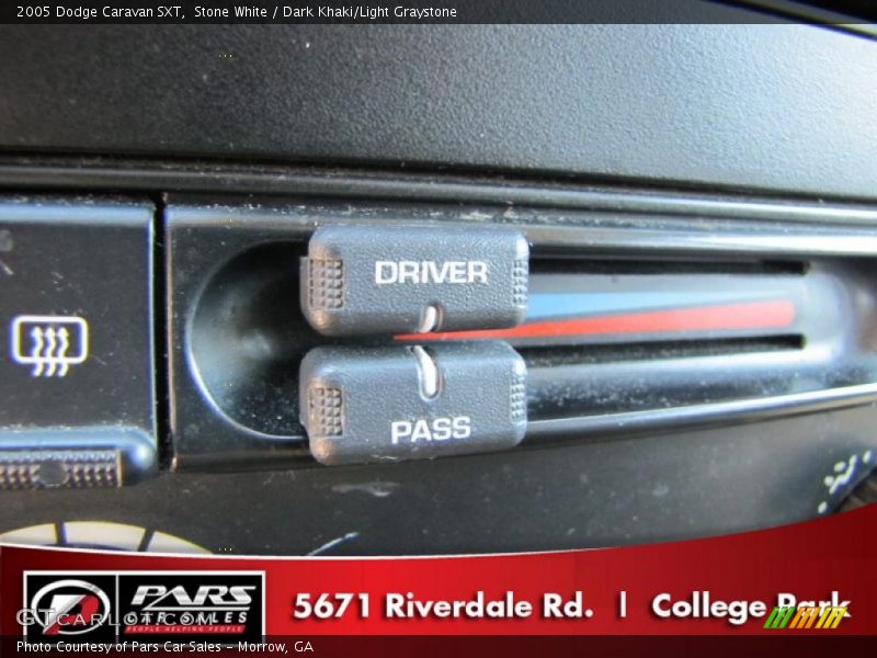 Stone White / Dark Khaki/Light Graystone 2005 Dodge Caravan SXT
